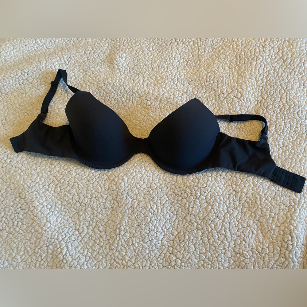 SKIMS Black Bra